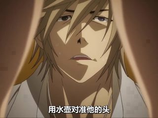 女孩对着男人掀开裙子